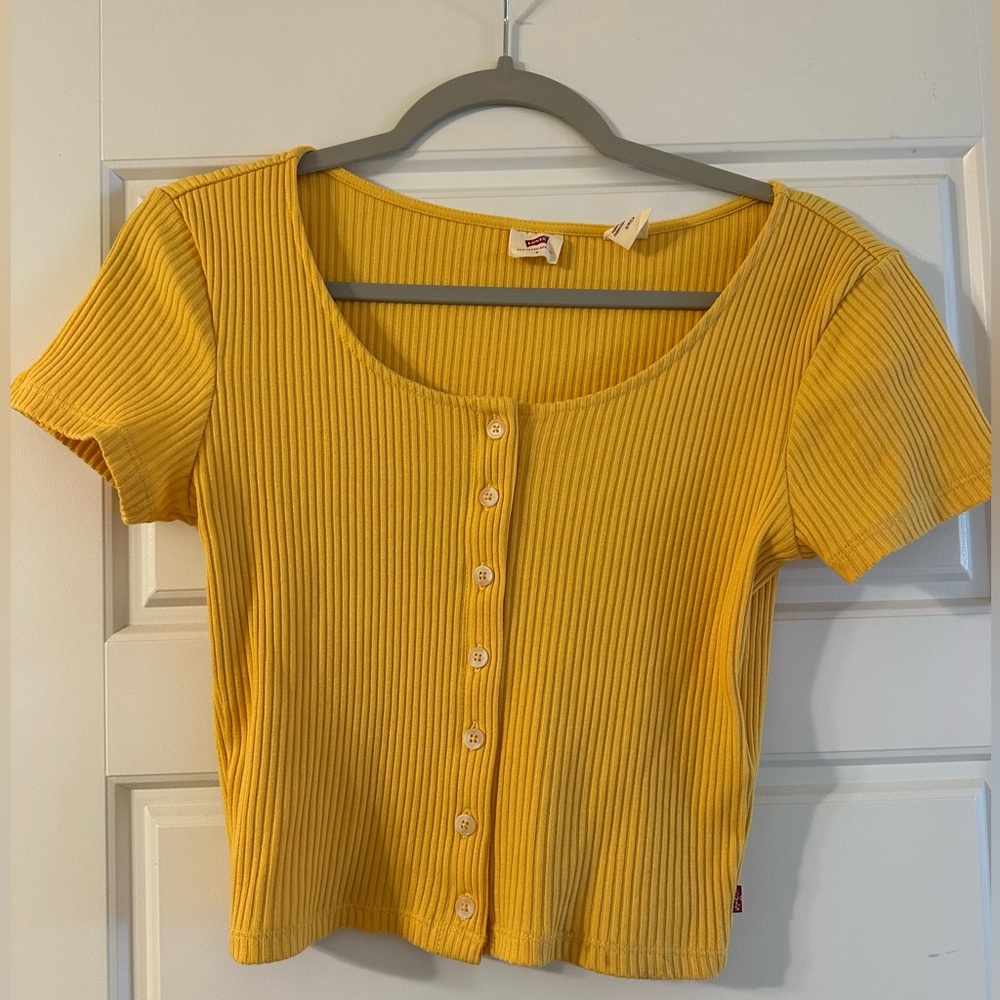 Levi's Mustard Ribbed Crop Top